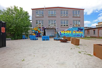 Crimmitschau hat jetzt einen Stadtstrand, der für private Feiern gemietet werden kann.