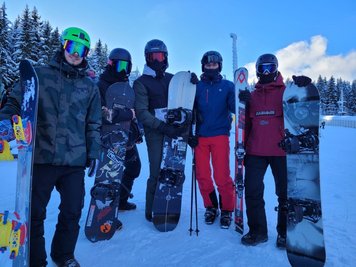 Michel Döhler, Lukas Bergner, Sven Ernstberger Jonas Schmidt und Marius Kuhl aus Oberfranken sind Stammgäste am Keilberg.