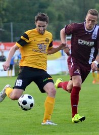 Glänzte beim VfB mit zwei Toren: Marcel Schuch (r.).