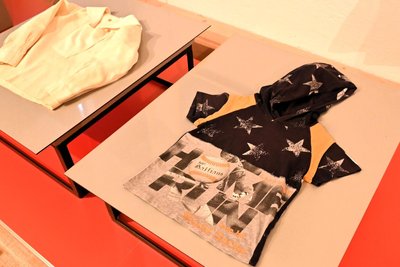 T-Shirt von 2015 für einen Jungen von John Galliano.