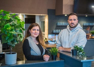 Selimka Dervishoska und Geladin Dervishoski hoffen, das neue italienische Restaurant "De'Sapor" in Aue bald öffnen zu können. 