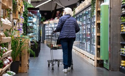 Im Mai stiegen die Lebenshaltungskosten im Vergleich zum Vorjahresmonat voraussichtlich um 8,0 Prozent, wie das Statistische Landesamt in Kamenz am Montag meldete.