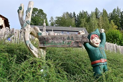 Vor 75 Jahren wurde der Kindergarten in Zwota eröffnet. Seit 2008 trägt er den Namen "Zwoticher Waldwichtel".
