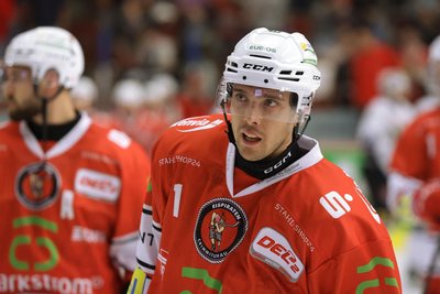 Scott Feser traf im ersten Drittel für das Team aus Crimmitschau. Das war der einzige Eispiraten-Treffer.