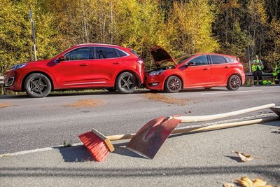 Die B 95 in Ehrenfriedersdorf war nach einem Unfall am Montag längere Zeit gesperrt. 