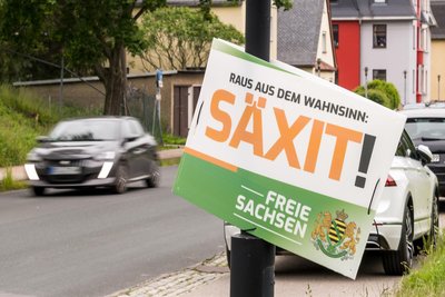 Obwohl ein Lehrer verfassungstreu sein sollte, kandidiert der Olbernhauer für die „Freien Sachsen“, die unter anderem den „Säxit“ anstreben.