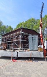 Hier tut sich was: Eine alte Scheune an der Freilichtbühne wird zum kulturellen Treffpunkt umgebaut.