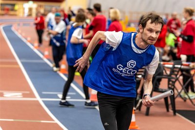 Martin Porth gab bei dem Staffellauf der Männer über 4x200 Meter Vollgas. Am Ende wurde seine Mannschaft die Zweitplatzierte.