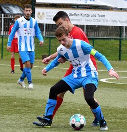 Der Kapitän der Frankenberger B-Jugend, Tom Kunze, siegte mit seinem Team 5:0 gegen Ifa Chemnitz. Seiner Meinung nach soll das Punktspieljahr noch nicht beendet werden. 
