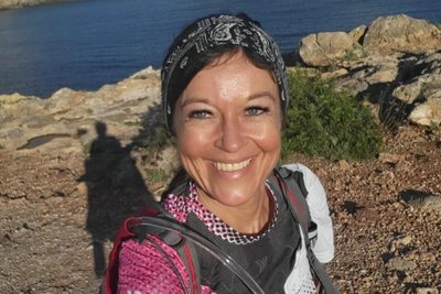 Extremsportlerin Christin Ziehr aus Plauen hat die Insel Ibiza nonstop umrundet und damit ihr letztes großes Abenteuer für 2025 zu einem erfolgreichen Abschluss gebracht.
