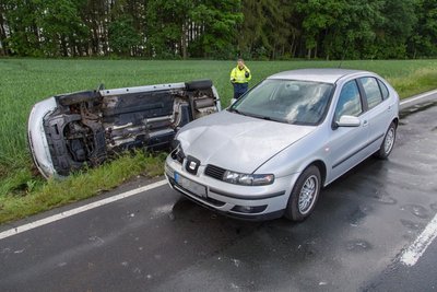 Bei dem Unfalll auf der S 255 sind am Donnerstagnachmittag zwei Personen schwer verletzt worden.
