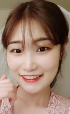 Minah Chang 