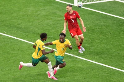 Irankunda (Mitte) wirbelte und traf zum 1:0 für Australien.