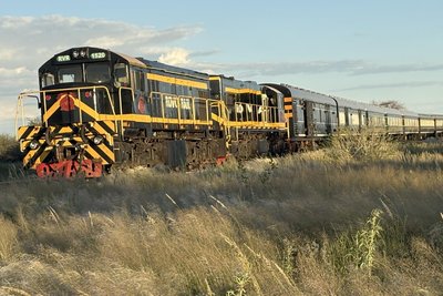 Der African Explorer auf dem Weg Richtung Namibia.