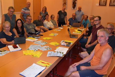 Die Vorfreude beim Vorbereitungskreis der Allianzgemeinden aus Thum und Jahnsbach ist groß: Das Sechs-Tage-Programm für die Evangelisation im und vor dem Volkshaus steht.