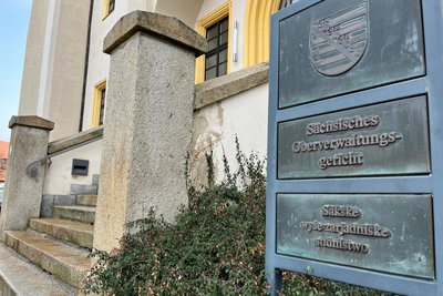 Vor dem Oberverwaltungsgericht Bautzen ist am Donnerstag über den Windpark Kleinschirma verhandelt worden.