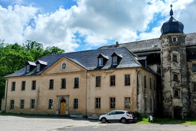 Ein Teil des Ritterguts Knau am Rande des historischen Vogtlandes