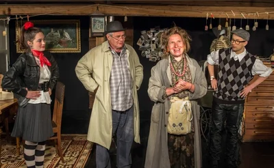 Die Komödie "Edelsteine" hatte 2016 auf dem Kastanienhof in Reichenau Premiere. Neben Silke Führich und Reinhardt Schuchart (Mitte) spielten Annalena Sachse und Sebastian Illing mit. 