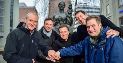 Jörg Stingl und seine Mitstreiter Oliver Hellmich, Frank Nebel, Stev Theloke und Frank Riedel (v. l.) sind für das neue Abenteuer bereit.