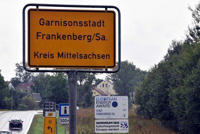 Dank erfolgreicher Zertifizierung kann die Stadt die Auszeichnung European Energy Award auch am Ortsteingang auf der B 169 auf einem Schild präsentieren.