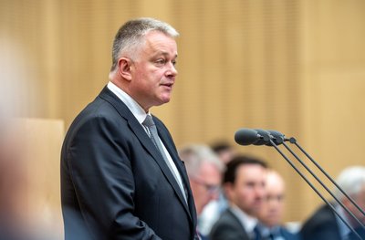 Der rheinland-pfälzische Ministerpräsident Schnieder warnte vor negativen Effekten der Gesundheitsreform.