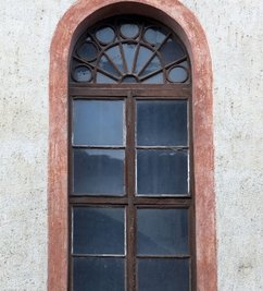 Das älteste Fenster des Schlosses.