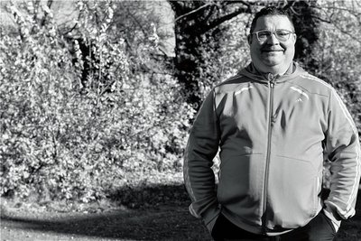 Mirko Thiele verstarb am 28. Januar 2023. Er wurde nur 45 Jahre alt. 