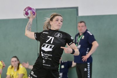 Nena Mühlmann bestritt am Samstag ihr letztes Heimspiel für die HSG Langenhessen/Crimmitschau und avancierte mit sieben Toren zur erfolgreichsten Werferin ihres Teams.