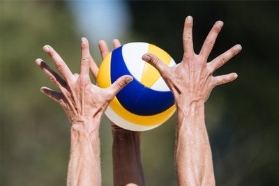 Mit zwei Siegen in zwei Spielen haben die Zschopauer Volleyballer in der Regionalliga einen starken Auftakt gefeiert.