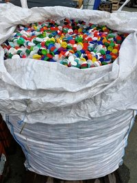 100 Kilogramm wiegt dieser prall gefüllte Sack. 