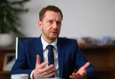 Michael Kretschmer (CDU), Ministerpräsident von Sachsen, spricht.