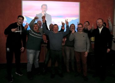 Jubel brandete beim Public Viewing in Großrückerswalde auf, als am Sonntagabend der Sieg von Samuel Rösch, "e Rückschwallner Gung", wie es hier mundartlich heißt, verkündet wurde.