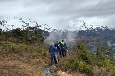 Wandern - in der Hoffnung, keinem Bären zu begegnen.