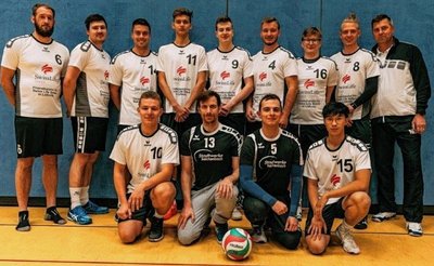 Der VSV Eintracht Reichenbach freut sich über seinen ersten Sieg in der Abstiegsrunde der Volleyball-Sachsenliga.