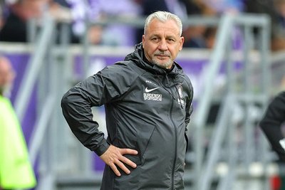 FCE-Trainer Pavel Dotchev warnt vor den gefährlichen Kontern der Ulmer.