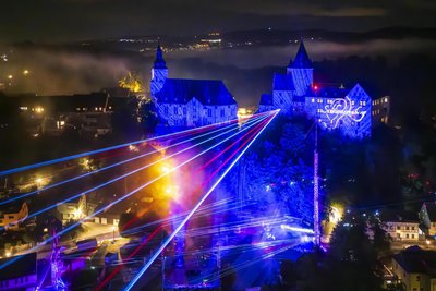 Es wird spektakulär. Freitag, 21 Uhr startet die erste Show.