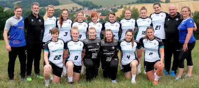 Mit Zuversicht streben die Weißenborner Handballerinnen die Rückkehr in die Sachsenliga an. Die Erzgebirgerinnen starten an diesem Samstag mit einem Heimspiel in die Verbandsliga-Saison. Gegner in der Felix-Schoeller-Halle ist der Leipziger SV Südwest. 