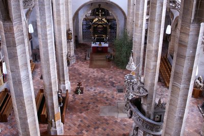 Der Blick von der Empore in den Freiberger Dom.