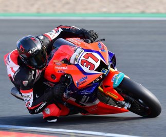 Paul Fröde liegt in seiner Debütsaison in der Königsklasse der Internationalen Deutschen Motorradmeisterschaft aktuell auf Platz 17. 
