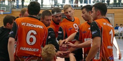Einschwören auf die neue Saison: Auch 2022/23 peilen die Zschopauer Volleyballer in der Dritten Liga Ost den Klassenerhalt an. 