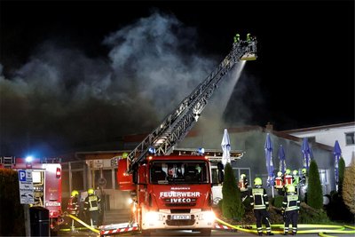 Der Dachstuhl eines Restaurants hat in Chemnitz-Mittelbach gebrannt.
