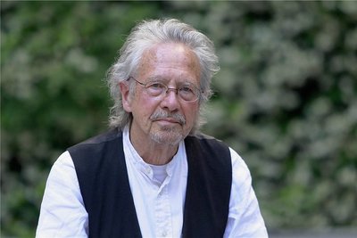 Peter Handke hat 2019 den Nobelpreis für Literatur erhalten. 