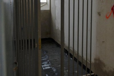 Die Gewahrsamsräume im Polizeirevier werden ebenfalls auf Vordermann gebracht.