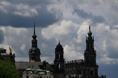 Wechselhaft und nachts richtig kühl: Auch am Wochenende klettert das Thermometer in Sachsen wahrscheinlich nicht über die 20 Grad.