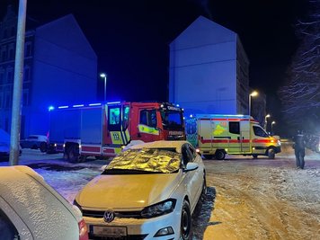 In einer Wohnung an der Blücherstraße im Lutherviertel hätte ein brennendes Adventsgesteck beinahe zum Schlimmsten geführt.
