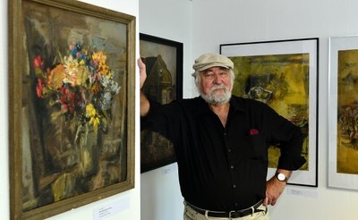 Leo Lessig bei der Eröffnung der neuen Ausstellung in der Stadtgalerie in Frankenberg. Schwerpunkt der Schau ist sein Frühwerk.