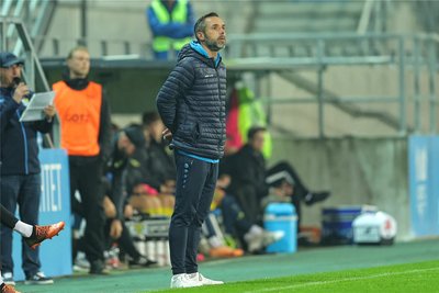 Trainer Christian Tiffert kann über zunehmend mehr gesunde Spieler verfügen.