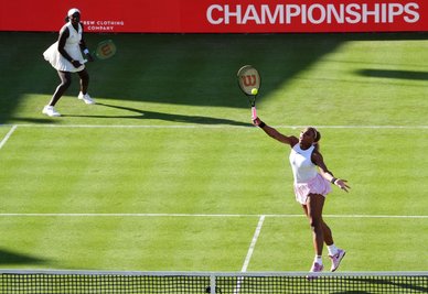 Williams (r) meldete sich mit einem Sieg zurück. 
