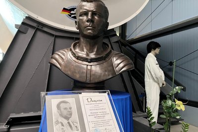 Die Gagarin-Büste bekam das Museum zum 50. Jubiläum der bemannten Raumfahrt geschenkt.