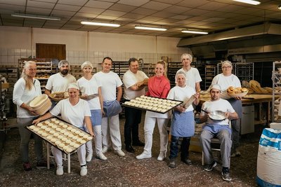 Die Goldbrötchen-Bäckerei Jahnsmüller in Werda hat am gestrigen Freitag den Inklusionspreis erhalten. 